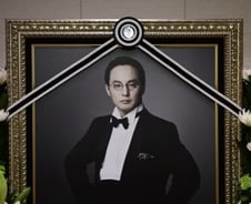 "신해철 집도의 거짓말" 허무하게 떠난 '마왕'…그날 병원서 무슨일이[뉴스속오늘]