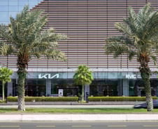 제다 기아 쇼룸에서 만난 EV5...산유국에서 또다른 도전