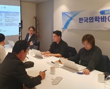 꽃피는 의료 AI '누더기 규제' 우려에 벌벌…"맞춤 규제 필요해"