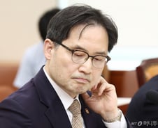 [단독]"한은 GDP 개편에 대기업 문턱 쑥"…자산 기준 10.4조→11.6조