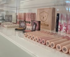 "K뷰티 대세는 옛말"…'100조 시장' 중국서 생존한 이곳, 비결은?[르포]