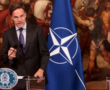 미 선거에 숨죽인 세계…"지구촌 모두가 영향 받을 것"