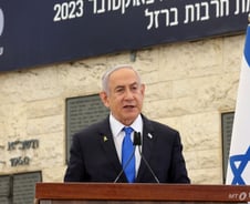 트럼프와 '브로맨스' 네타냐후, 당선 축하 전화도 첫 번째로