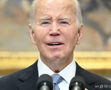 바이든, 트럼프에 "대선 승리" 축하…조만간 백악관 초청 예정