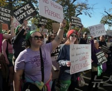 트럼프 대통령 당선됐는데…美전역 불복시위 잇달아