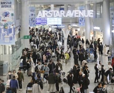 "1년 임대료 8600억, 팔수록 손해"…인천공항 면세점 '이중고'