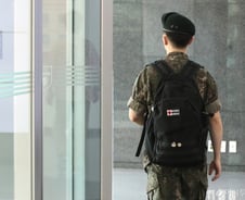 의대생은 일반병으로, 사직 전공의는 군의관으로…운명 갈렸다