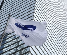 "아직 살 때 아냐"…삼성전자 10조 푸는데 주가 이틀째 '뚝뚝' 왜?