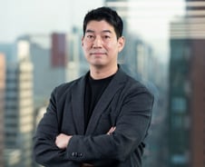 발탁 6개월만에 흑자 만든 CEO, '부산기업 글로벌화' 다리 놓는다