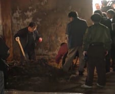 구덩이 파고 여자 밀어 넣었다…"외제차 타?" 삐뚤어진 증오가 부른 범죄[뉴스속오늘]