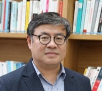 [투데이 窓]신뢰의 비대칭성과 인간관계의 과학