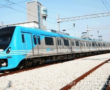 "열차 오는 줄도 모르고"…철도 위 노동자 5명 참변[뉴스속오늘]