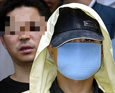 옥살이 유영철 "성인물 센스있게 부탁"…교도관과 은밀한 거래[뉴스속오늘]