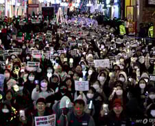 "1000인분 공짜 분식車 보내요"…탄핵집회, 방구석에서도 힘 보탰다