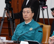 [단독]공수처, '尹 정치인체포 폭로' 홍장원 국정원 1차장 조사