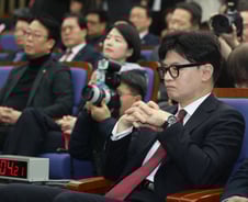 [단독]커지는 사퇴 압박에도…한동훈 "흔들리지 않고 당 지킨다"
