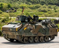 [단독]"장갑차 물새고 GPS 오류"…계엄에 군사 대비태세 우려