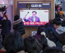탄핵 정국 나흘간 562억 몰린 금 ETF…탄핵 가결 이후 금 투자는?