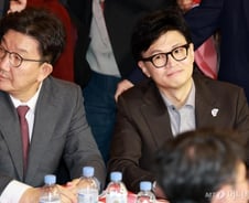 '탄핵 후폭풍' 친윤 vs 친한 주도권 다툼 본격화…"명분 잡기 싸움"