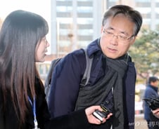 헌재, 윤 대통령에 23일까지 탄핵심판 답변서 요청