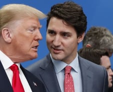 '트럼프 한마디'에 흔들리는 캐나다…부총리 사임, 총리 사퇴 압박