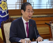 경찰, 한덕수 권한대행 포함 '국무위원 9인' 조사…"윤 대통령은 아직"