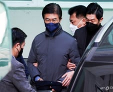 [단독]김봉식 서울청장 "비화폰, 계엄 직후 대통령실에 반납"