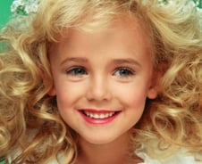 9살 오빠에게도 "네 짓이지"…납치돼 숨진 6살 아이, 쑥대밭 된 가정[뉴스속오늘]