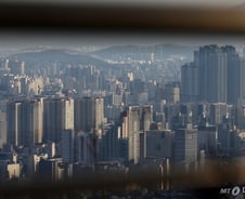 '변수 또 변수' 롤러코스터 타더니…부동산 거래절벽 골 깊어진다