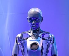 [IT썰] 오픈AI '인간형 로봇' 시장 뛰어드나…자체 개발 검토