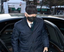 윤 대통령 탄핵심판 오늘 첫 기일…헌법재판관 긴장 속 출근