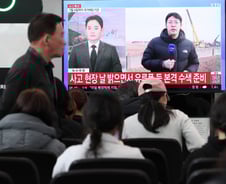 "한국 사상최악 국내 항공사고" "눈물나"…중국도 추모 물결