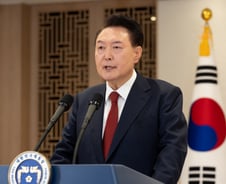 현직 대통령 체포 가능할까…경호처 "적법 절차에 따라 조치할 것"