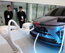 내년부터 첫 차로 '전기차' 사는 청년, 보조금 20% 추가 적용