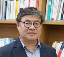 [투데이 窓]접속하는 외장 두뇌, 인공지능 스마트폰