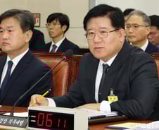 경찰청장 직무대행 "대통령 관련 수사는 국수본에 믿고 맡겨야"