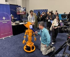 CES 취재진 사로잡은 'AI 로봇'...K-스타트업도 상용화 박차