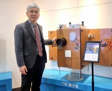 트럼프 2.0 '우주 경쟁' 가속하는데…젊은 우주인 "갈 곳 없다"