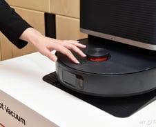 싼 맛에 썼던 '중국산' 반전…"밥솥·로청 불티" 韓 침공 본격화