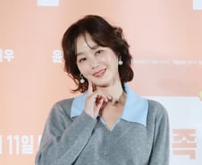 [단독] 김성령, '유 퀴즈' 출격 유재석 만남...웃음·감동 인생 스토리 공개