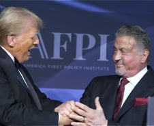 '2017 트럼프'보다 빠르고 센 트럼프가 온다