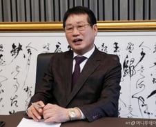 "비만, 암, 통풍, 알츠하이머 신약까지…바이오 종합헬스케어 도약"