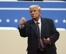 보편관세 '일단 보류'…실무단 급파 등 트럼프 속내 파악 나선 정부