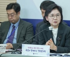 지영미 질병청장 "감염병 관리·퇴치 총력…mRNA 백신 주권 확보"