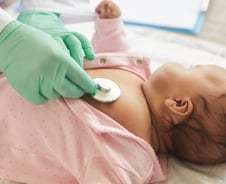 태어나자 마자 인공호흡기 도움…이른둥이 아이 '폐 검사' 받으세요