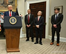 '트럼프 실세' 머스크, 710조 AI투자 발표에 "돈 없을텐데"…또 엇박자