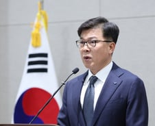 공수처, 검찰에 윤 대통령 기소 요구…"검찰 수사로 진상 규명 필요"