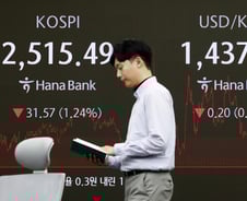 "둘 다 역대급 실적" 삼바·SK하닉…주가는 다른 반응, 왜?