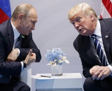 푸틴 "트럼프 만나 종전 문제 대화 의향"…우크라 "우리 빼곤 불가능"