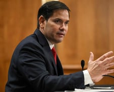 미중 외교수장 트럼프 시대 첫 통화…"美국익 우선" "대만독립 불허"